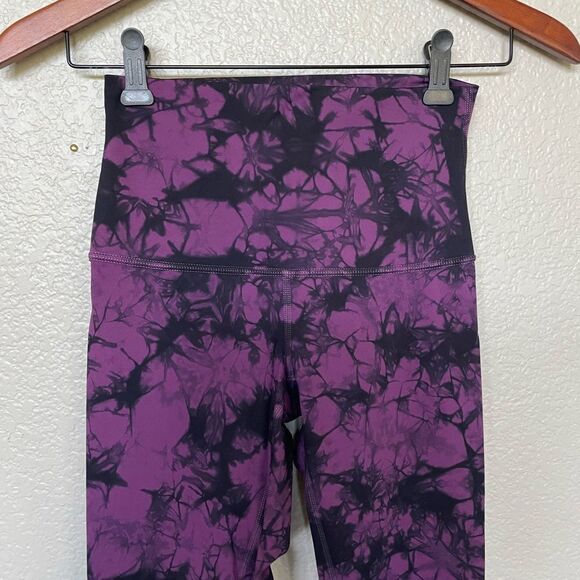 Lululemon Purple Print Active Long Leggings Tights 4 - Picture 3 of 5